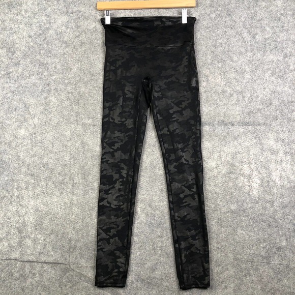 Spanx Pants - Spanx Leggings Women's Medium Black Camo Shiny Pants Casual Comfy Nylon Gym Yoga
